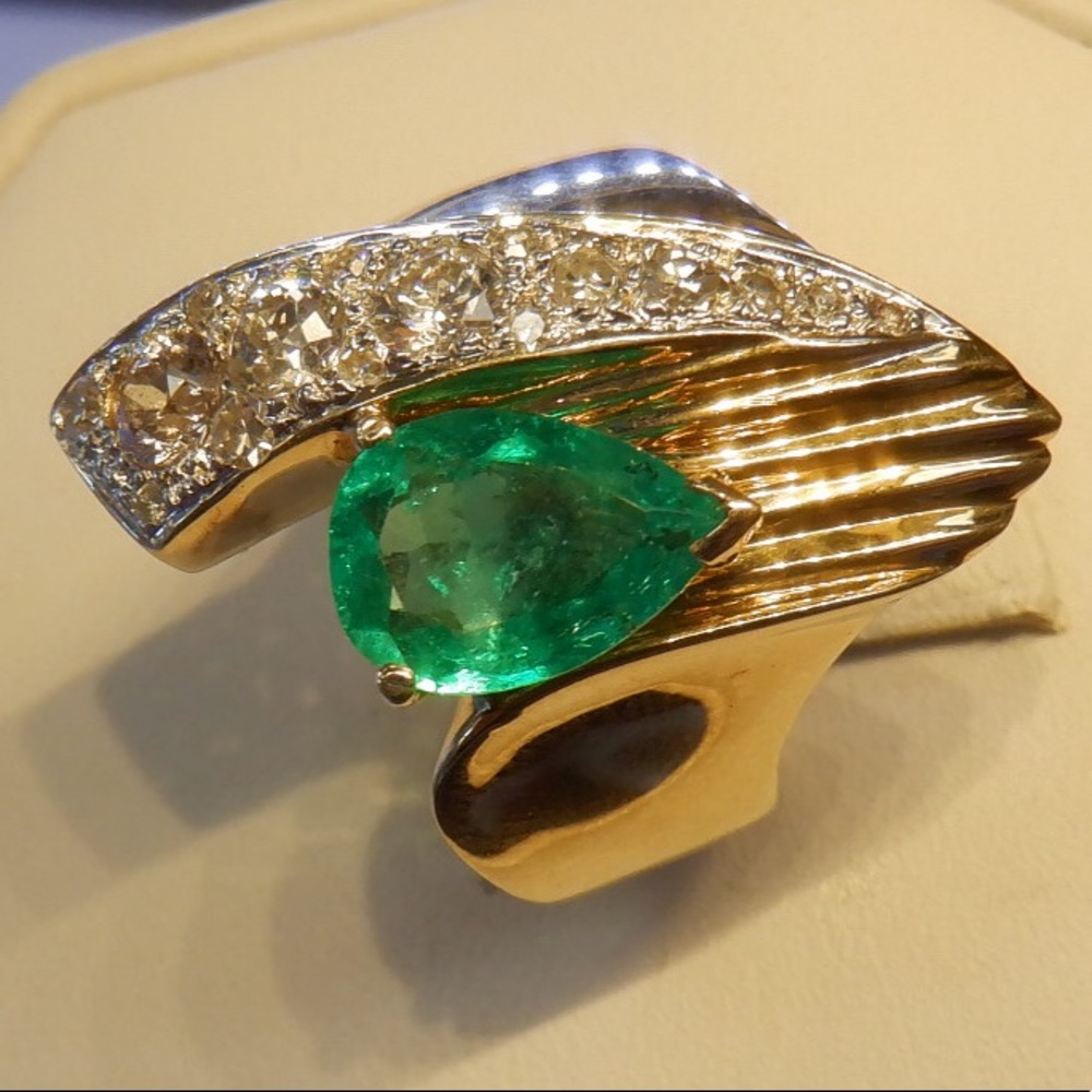 18k gold diamond and emerald ring - Picture 2 of 7